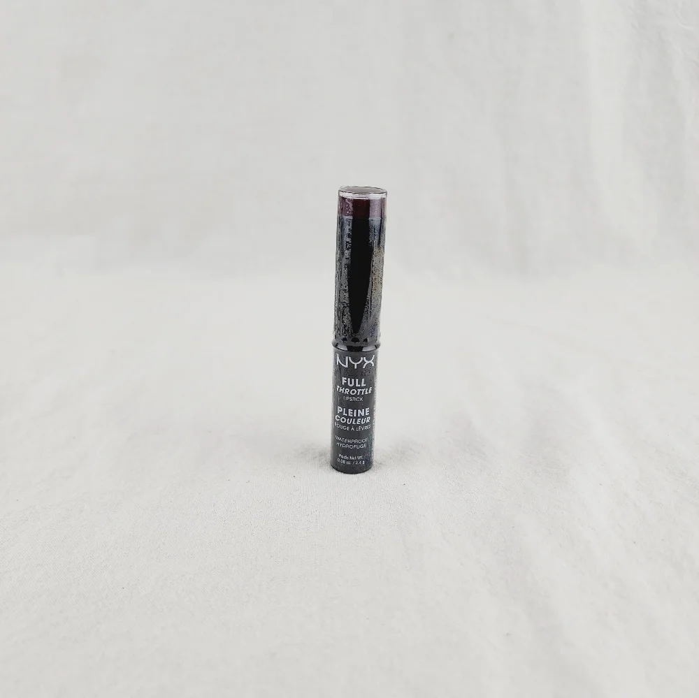 LAST ONE 🔥NYX full Throttle Lipstick FTLS06